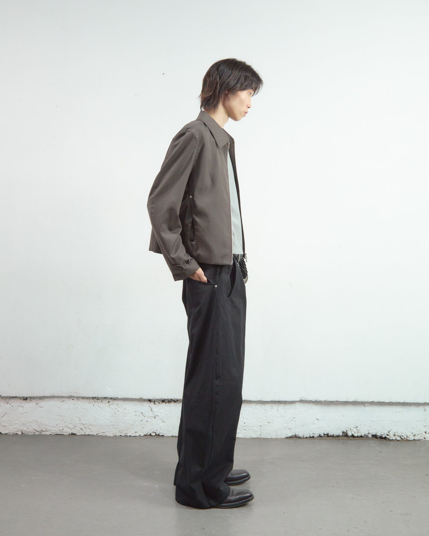 2TUCKED CURVED LEG TROUSERS