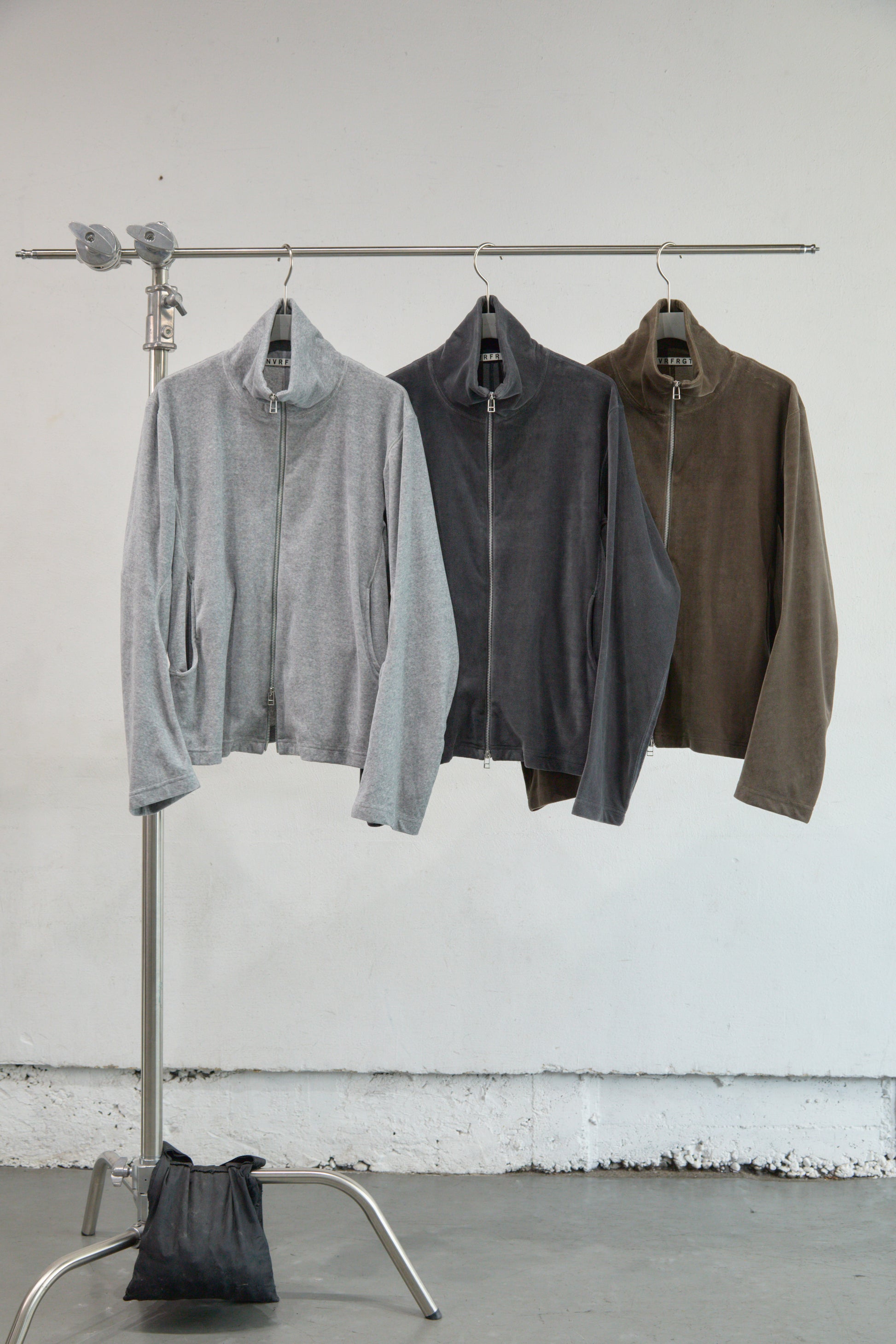 VELOUR ZIP UP TRACK TOP