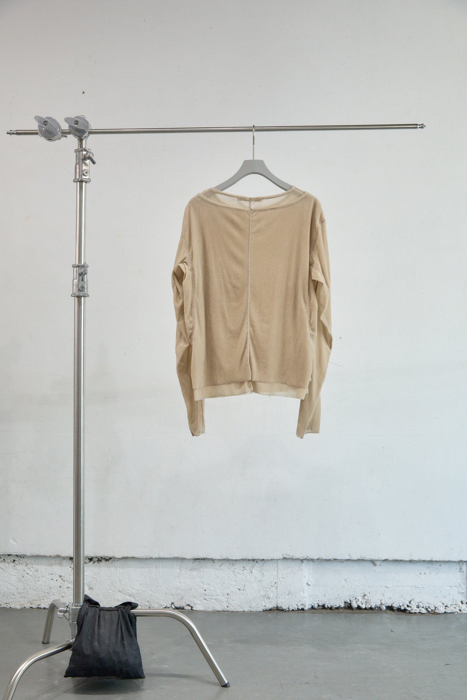 DOUBLE LAYERED LONG SLEEVE T-SHIRT