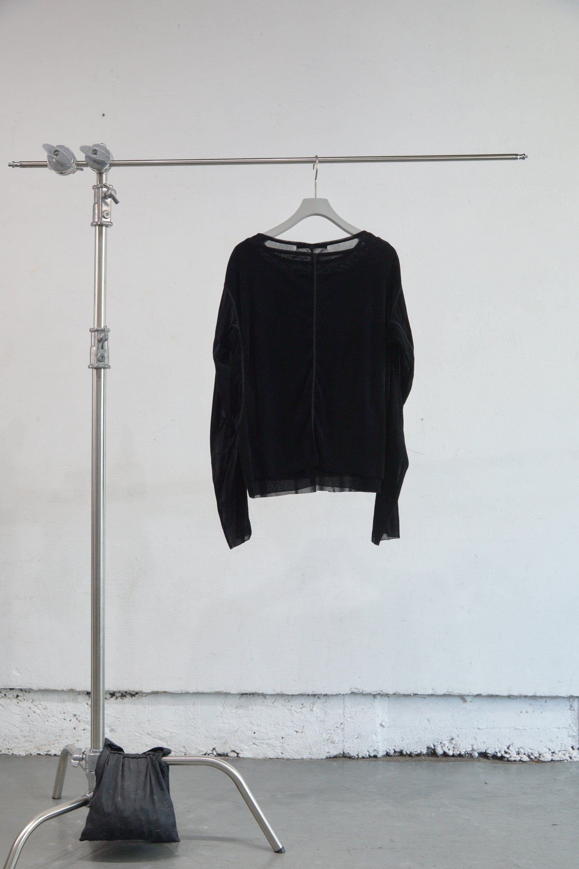 DOUBLE LAYERED LONG SLEEVE T-SHIRT