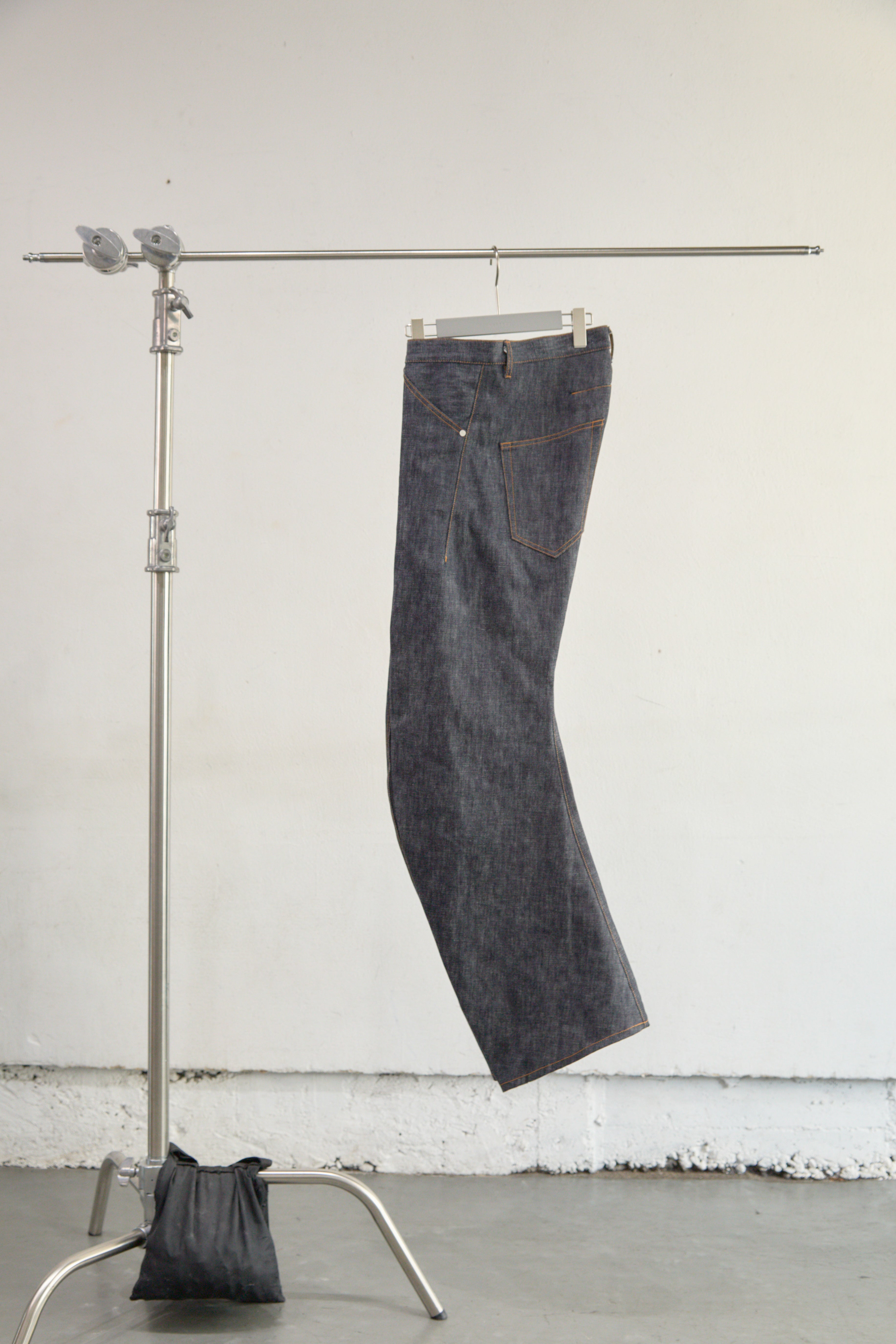 3D TWISTED JEANS 3.0 – NVRFRGT