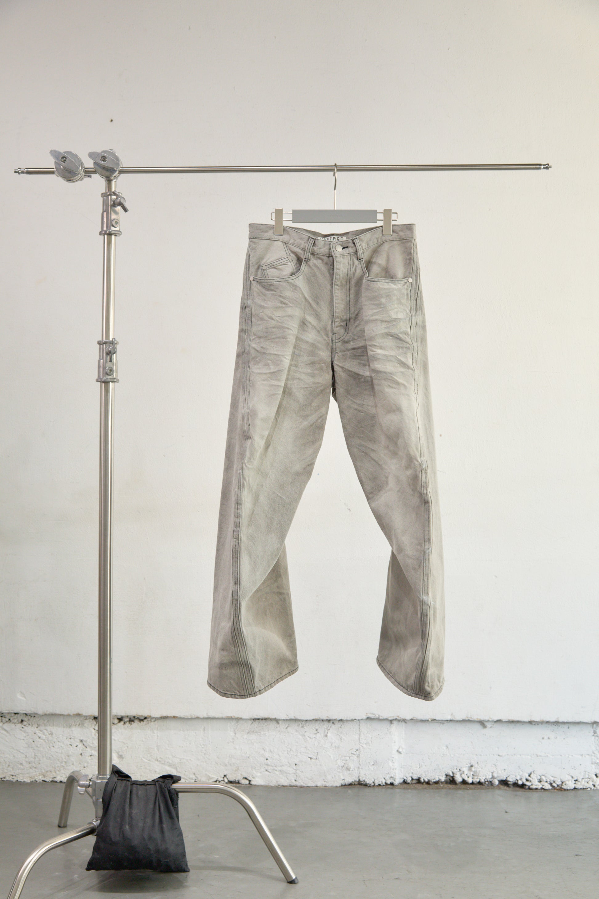 3D TWISTED WIDE LEG JEANS