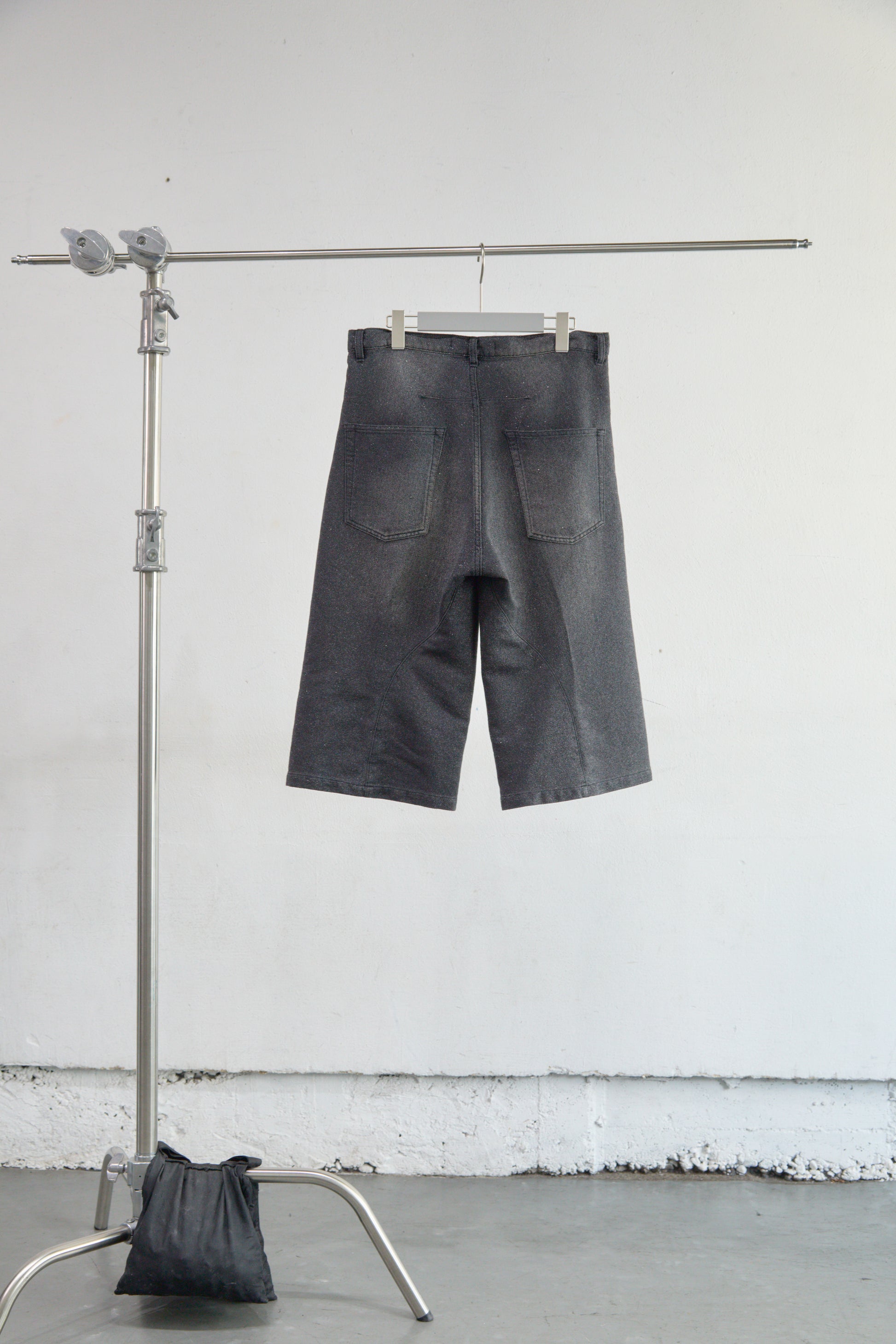 GLITTER TWILL 3D TWISTED JORTS
