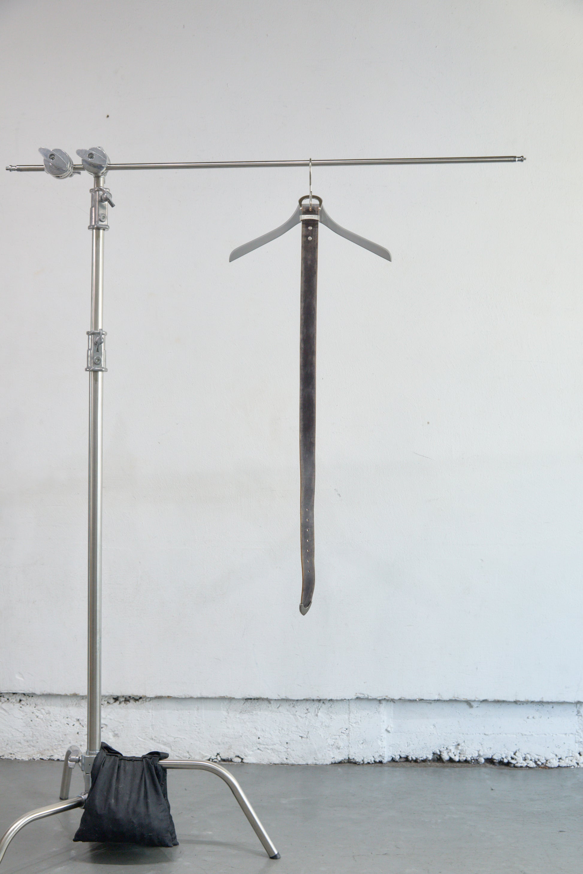 4C DISTRESSED LEATHER BELT