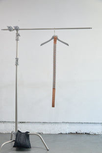 3.8 C ROUND DOME STUDDED LEATHER BELT