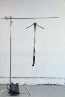 3.8 C ROUND DOME STUDDED LEATHER BELT