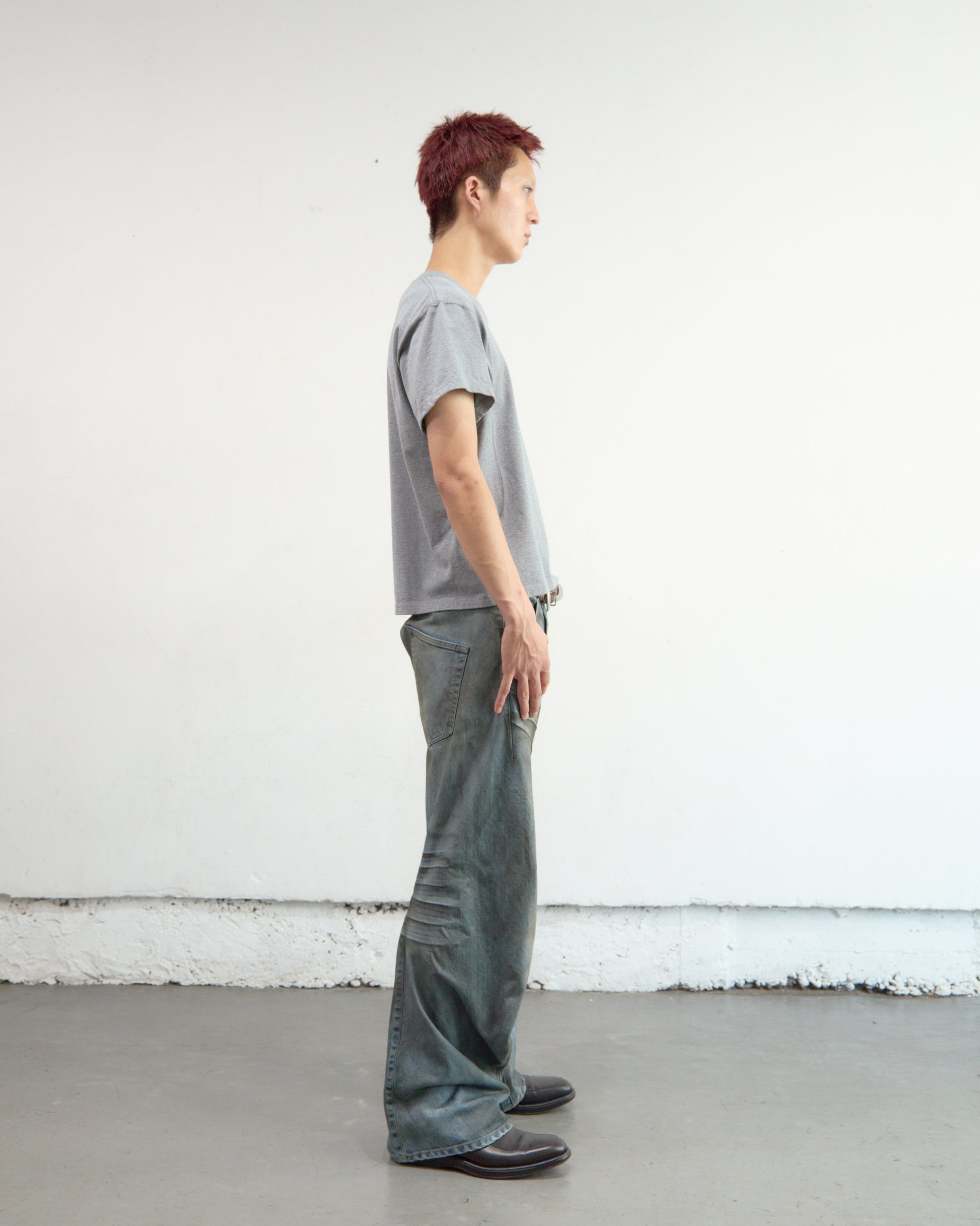 PANELLED V-NECK HALF SLEEVE T-SHIRT