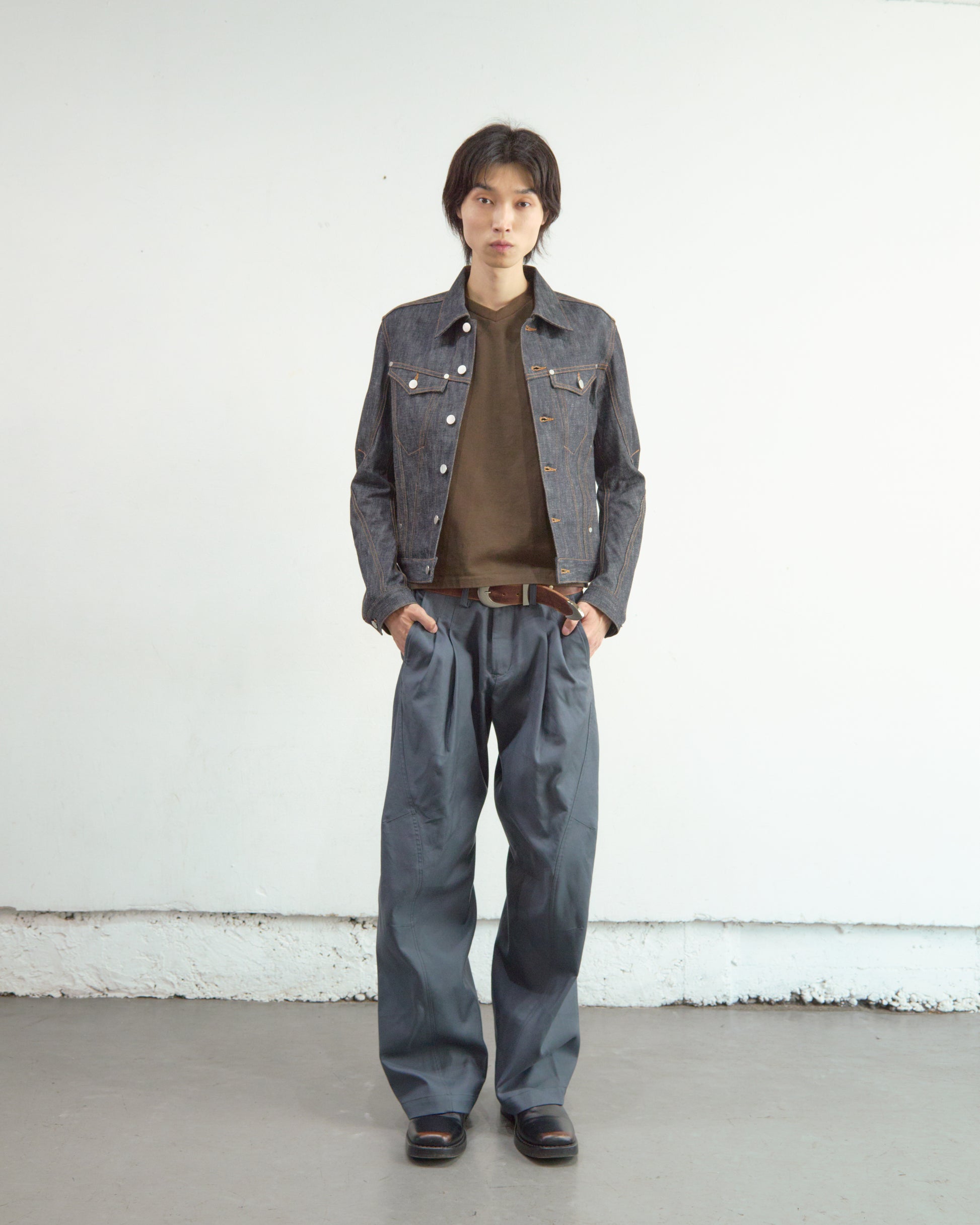 DENIM TRUCKER JACKET