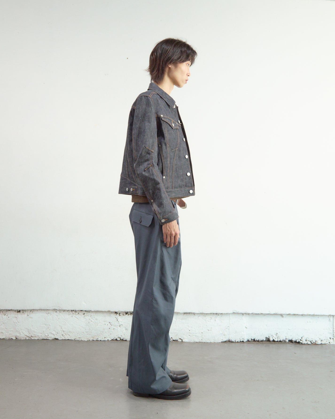 DENIM TRUCKER JACKET