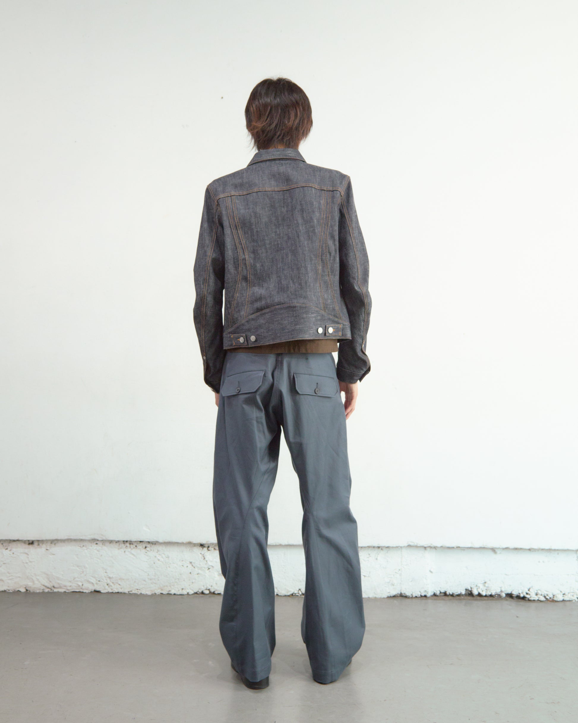 DENIM TRUCKER JACKET