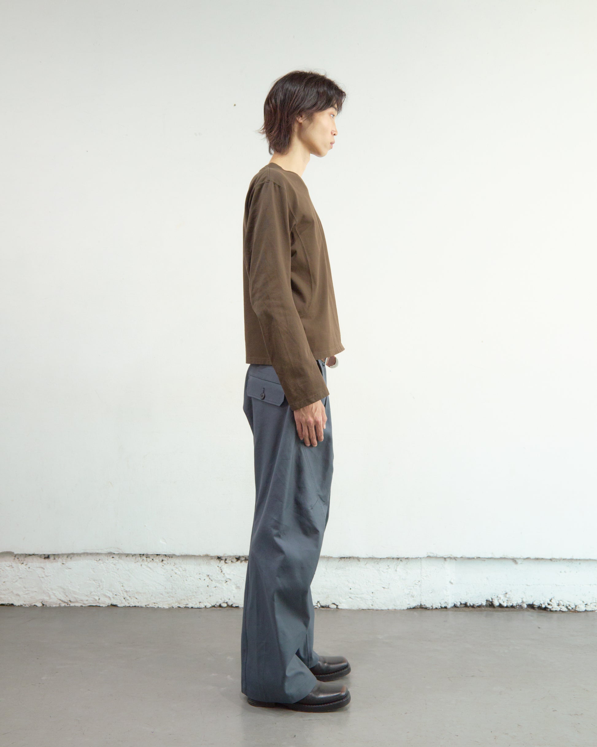 PANELLED V-NECK LONG SLEEVE T-SHIRT