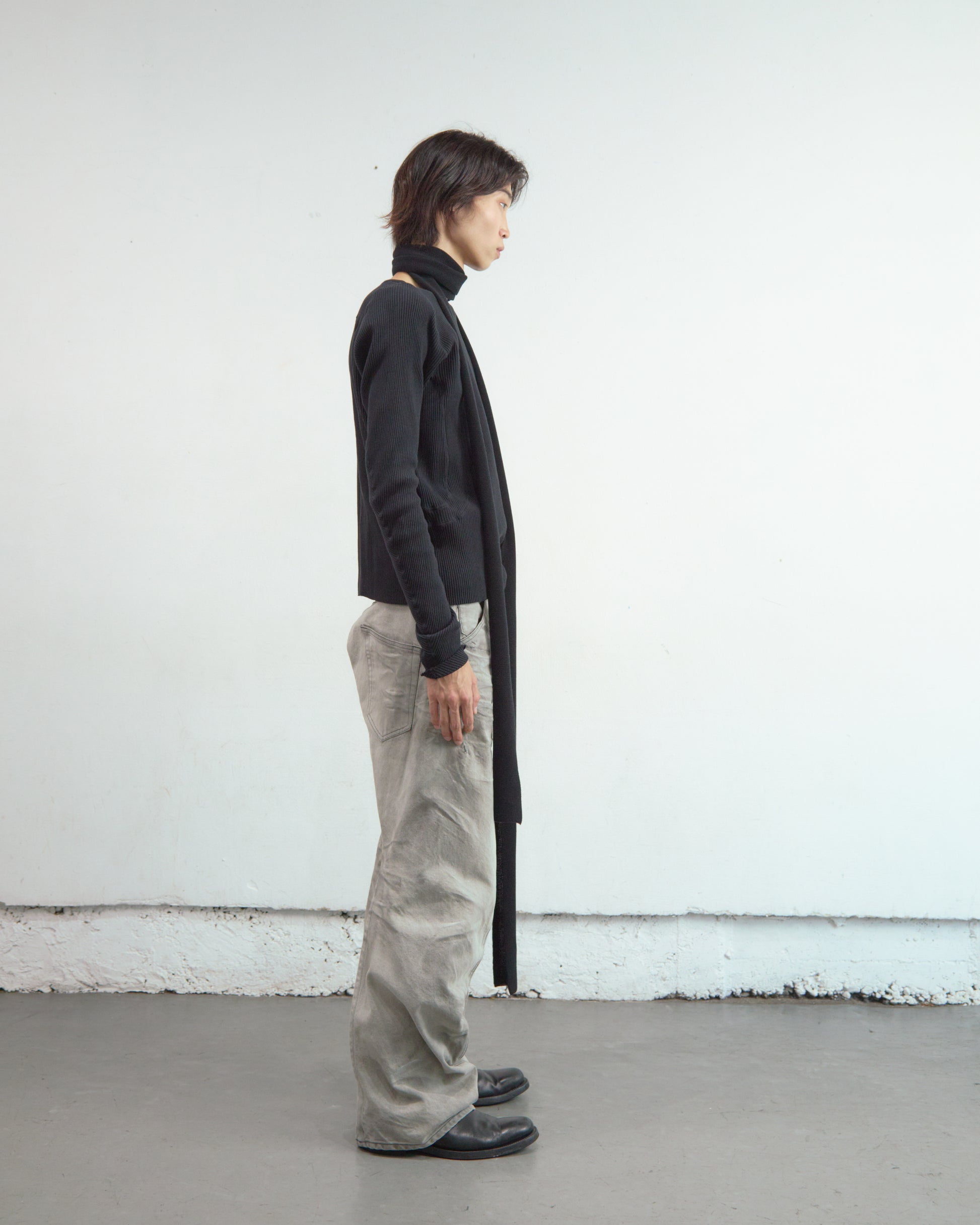 PANELLED RIBBED LONG SLEEVE T-SHIRT