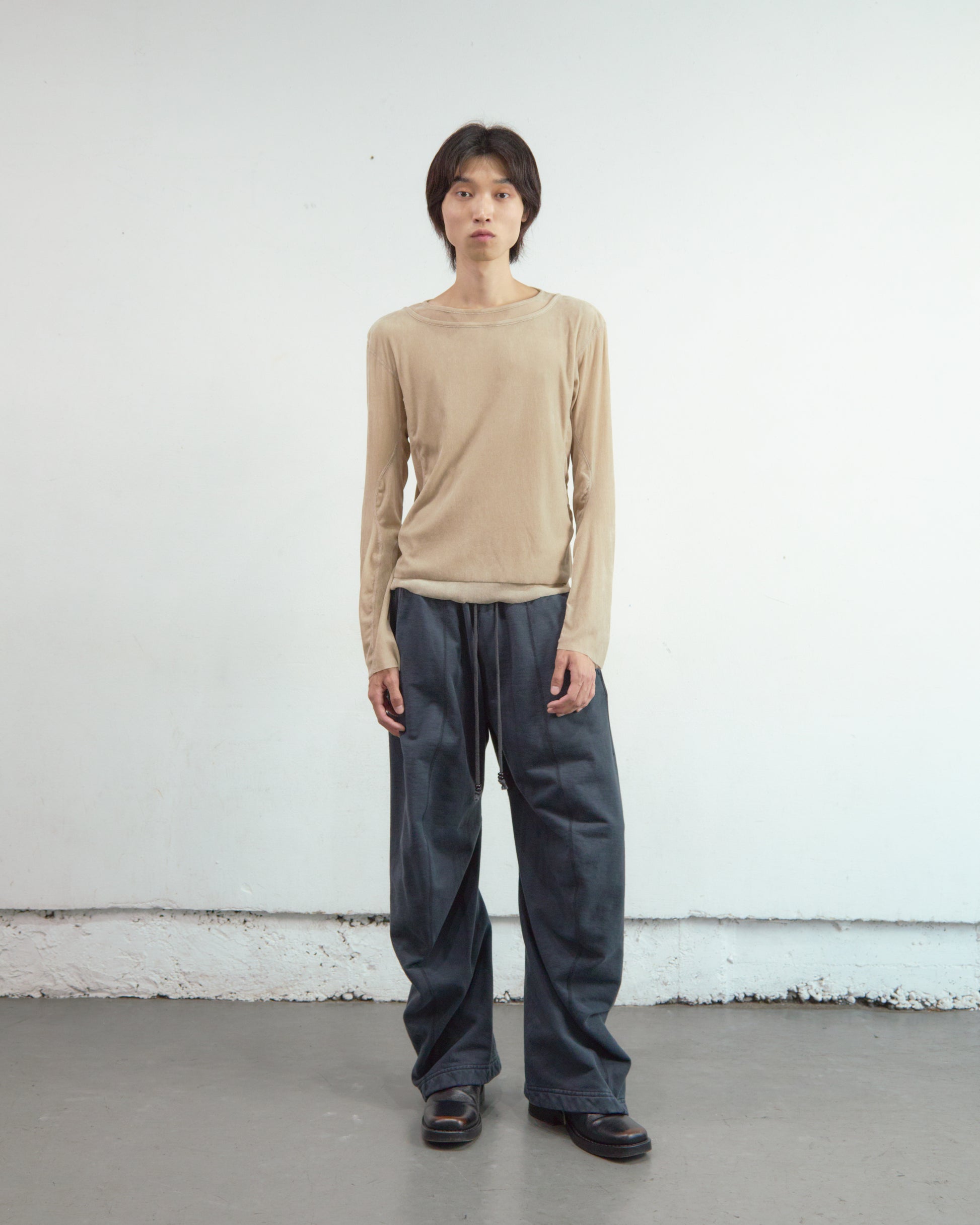 DOUBLE LAYERED LONG SLEEVE T-SHIRT