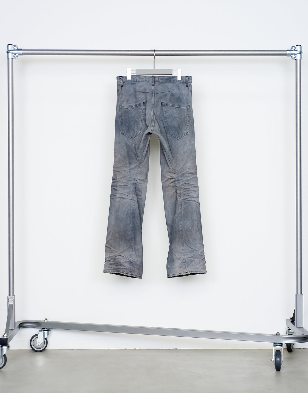 3D TWISTED JEANS