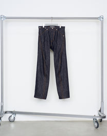 3D TWISTED JEANS