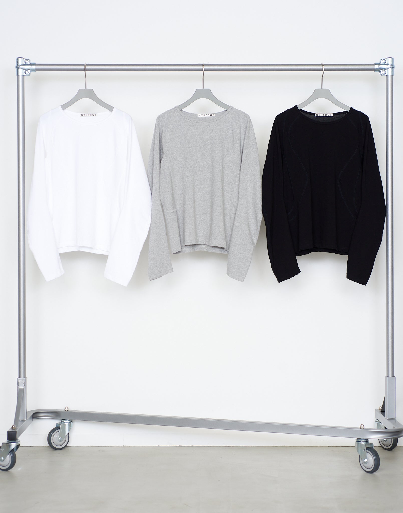 PANNELD LONG SLEEVE T-SHIRT