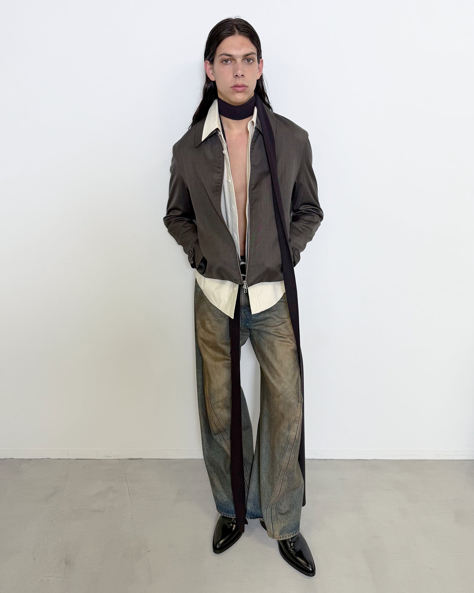 SHORT ZIP UP JACKET