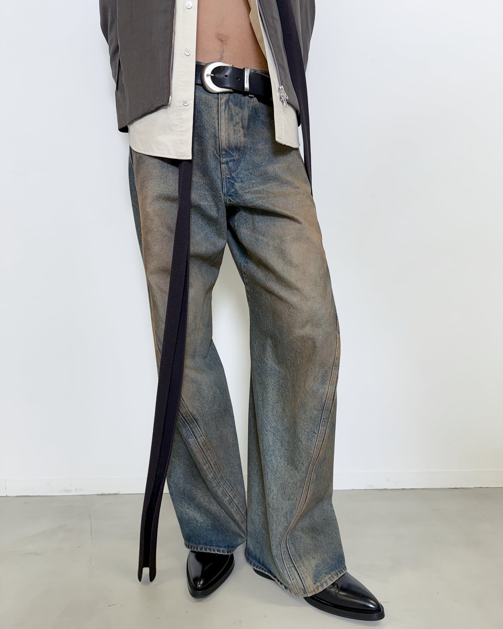 3D TWISTED WIDE LEG JEANS