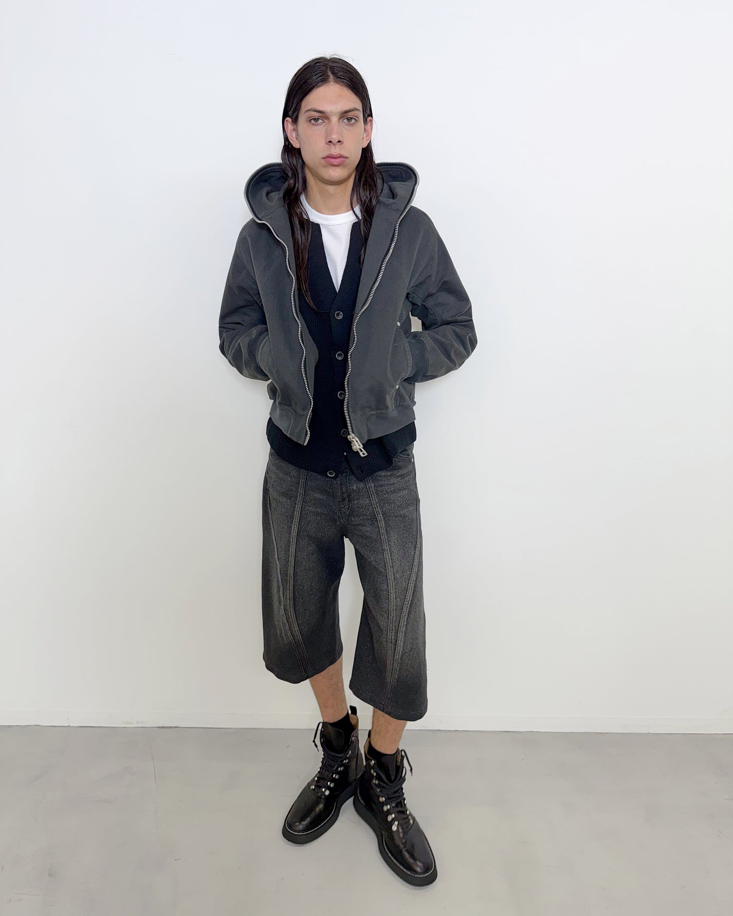 GLITTER TWILL 3D TWISTED JORTS