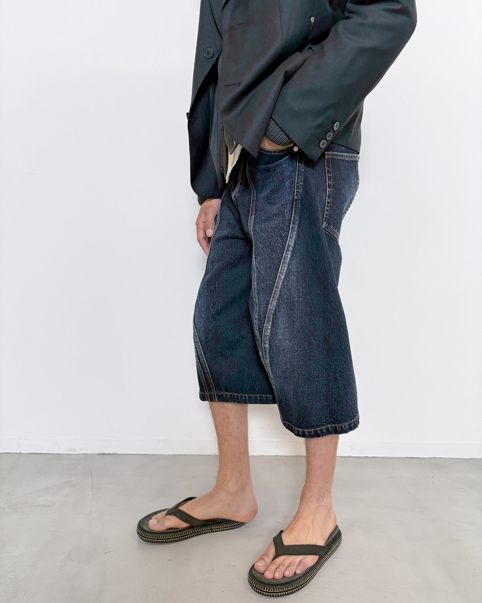 3D TWISTED JORTS