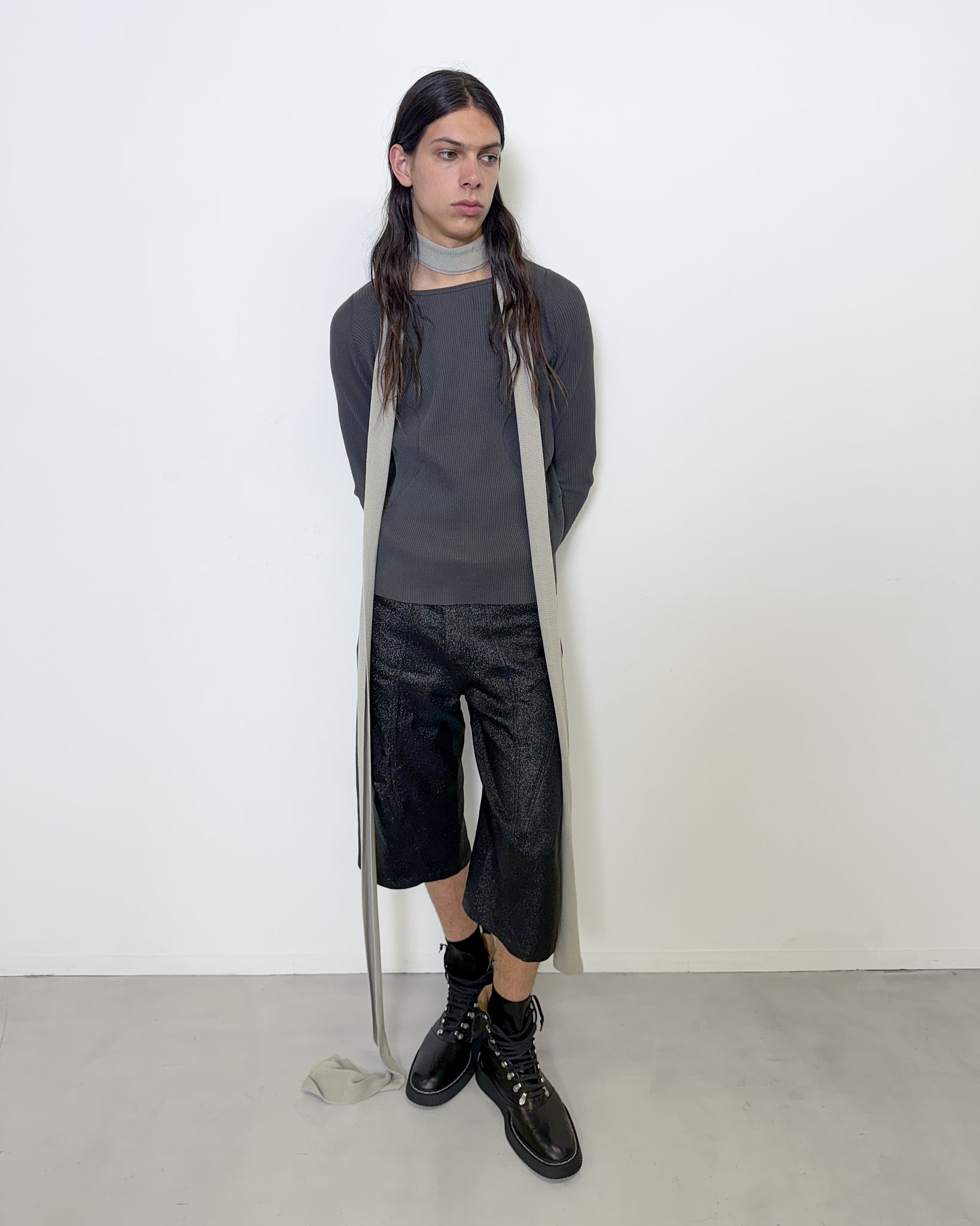 PANELLED RIBBED LONG SLEEVE T-SHIRT